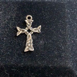 Sterling silver cross pendant